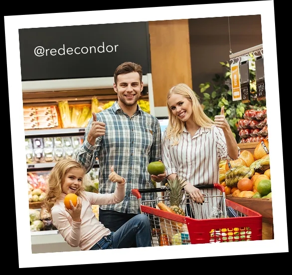 Família fazendo compras